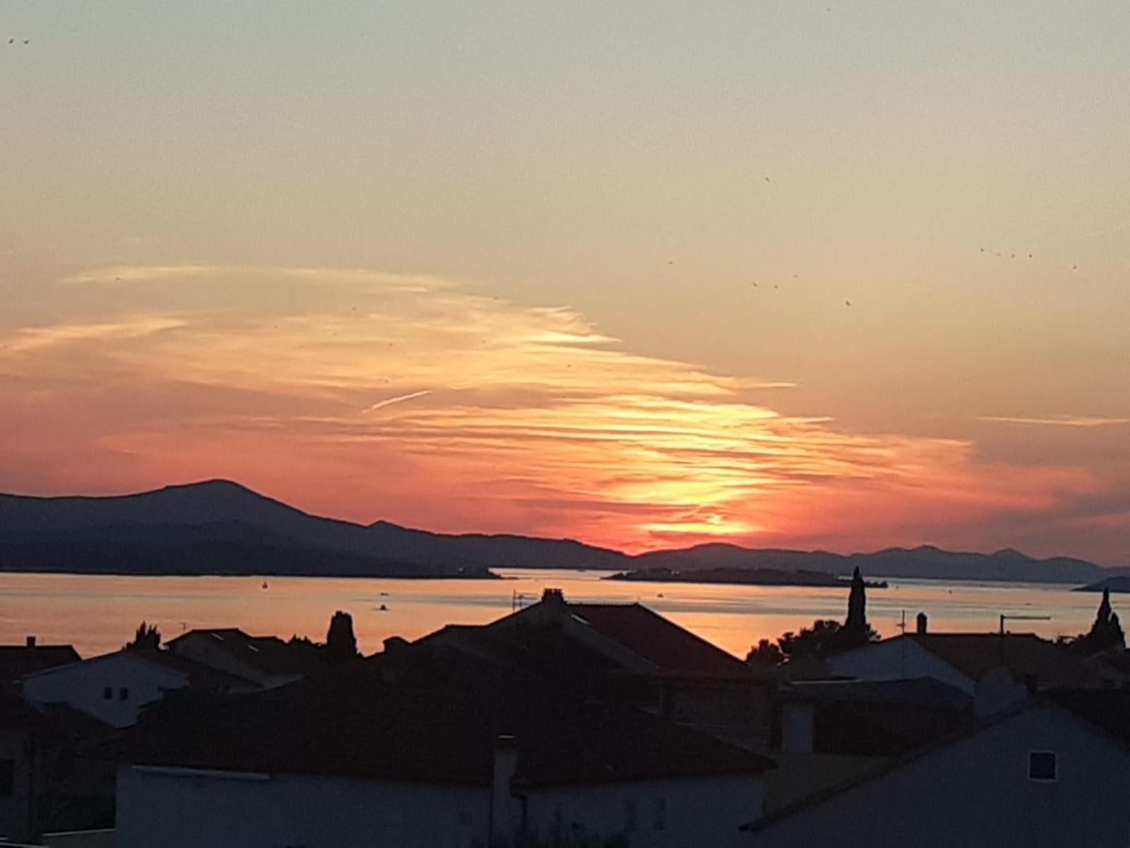 Anna Biograd Na Moru Exterior foto